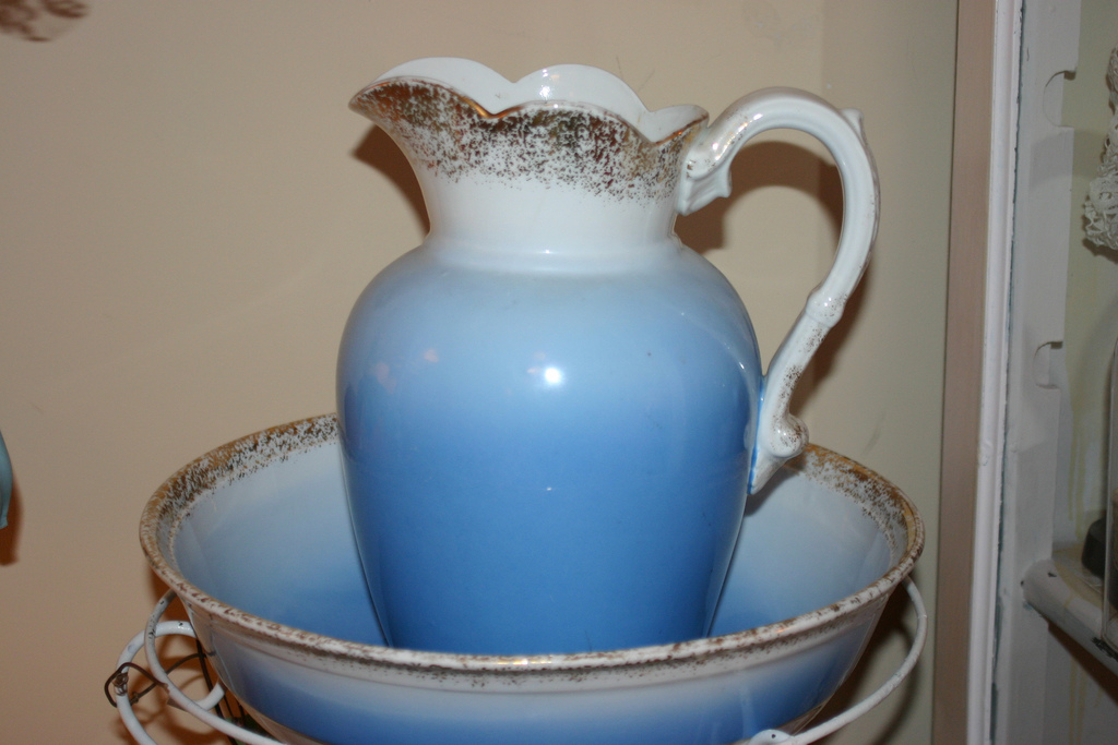 Antique wash basin and pitcher set values reference with maker, material, pattern, stand, completeness, condition, decoration, and provenance