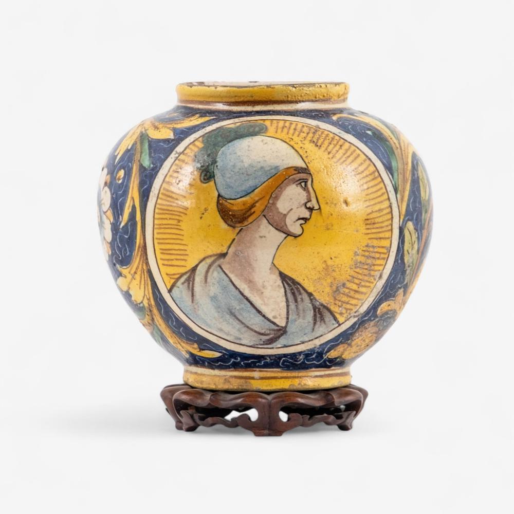 Italian majolica antique vase auction comparable
