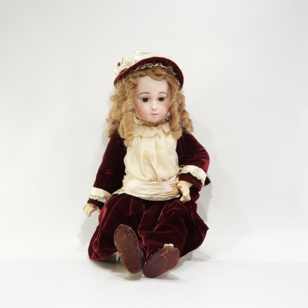 Auction photo: LARGE GERMAN BISQUE DOLL