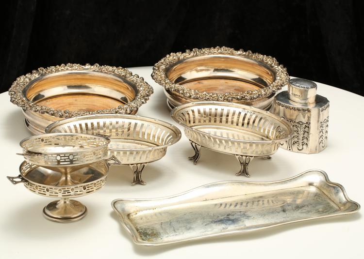 Mixed antique sterling silver lot with Goldsmiths and Silversmiths Company spoon