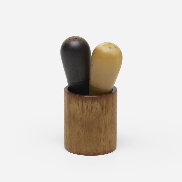 Auction comp thumbnail for Carl Aubock II, salt and pepper shakers, model 4290 (Wright, Lot 408)