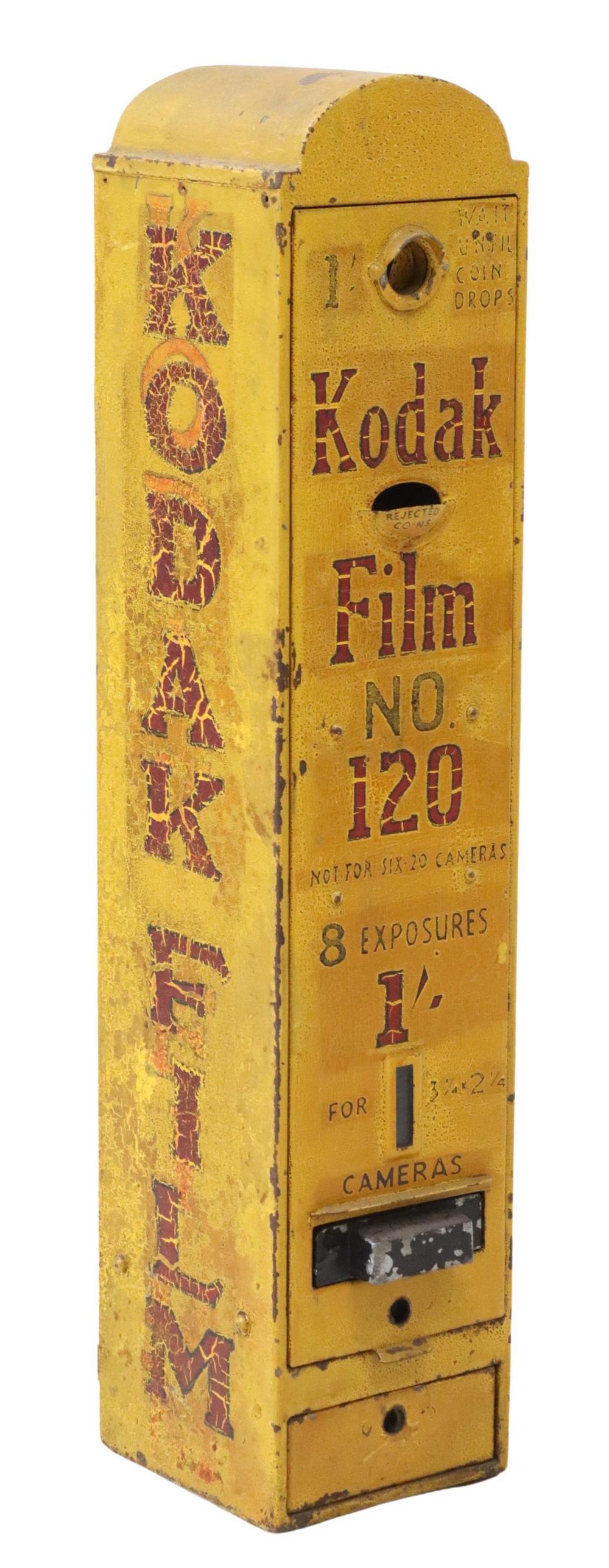 Antique camera value reference with brand, model, lens, shutter, format, serial numbers, accessories, photos, and condition