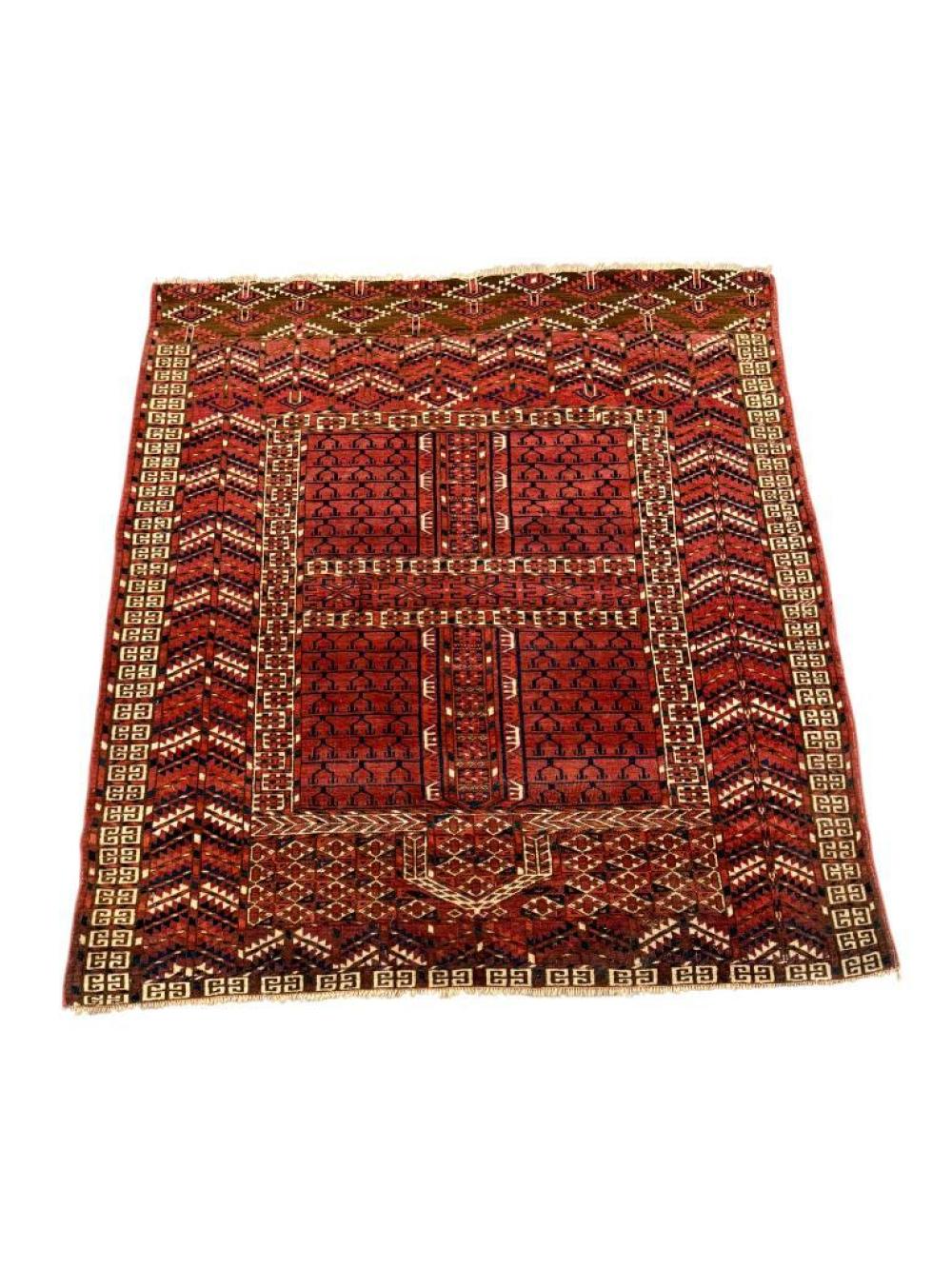 Market example: antique Bokhara rug